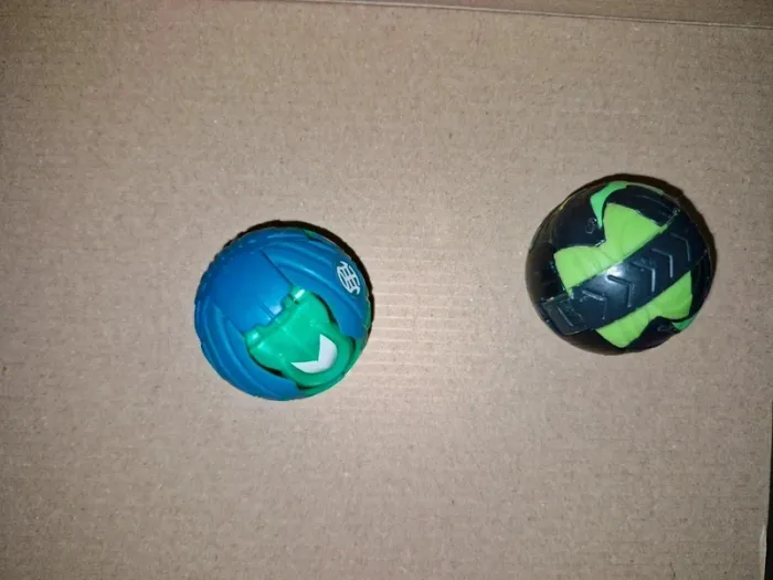Lot de 2 bakugan - photo numéro 3
