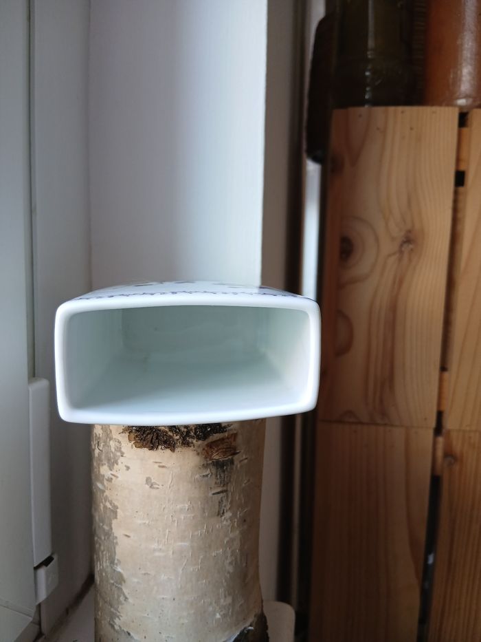 Vase porcelaine de Bavière. Violettes - photo numéro 3