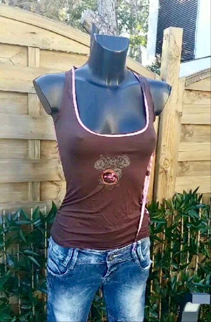 Top débardeur marque Guru - photo numéro 4