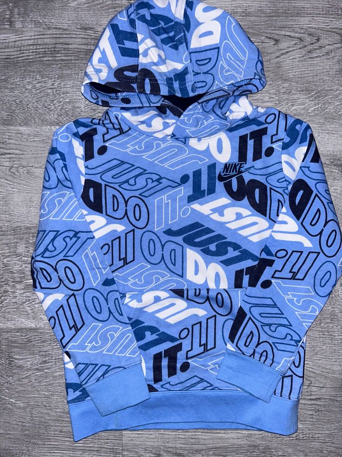 Sweat Nike (+don du bas)