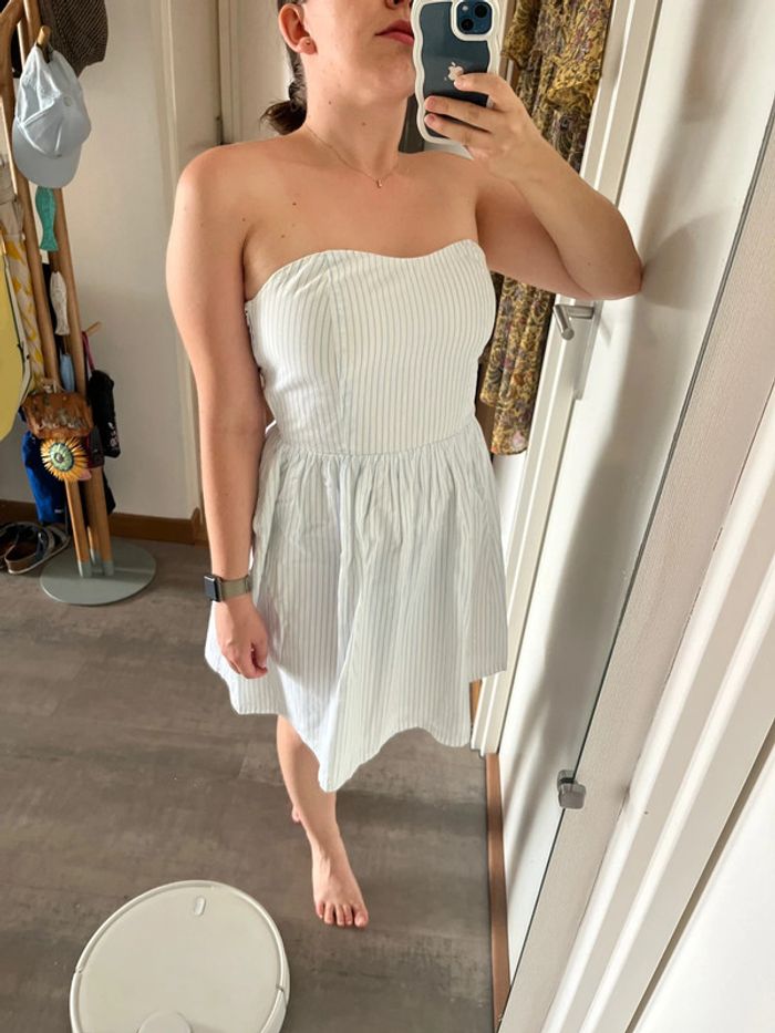 Robe bustier à rayures