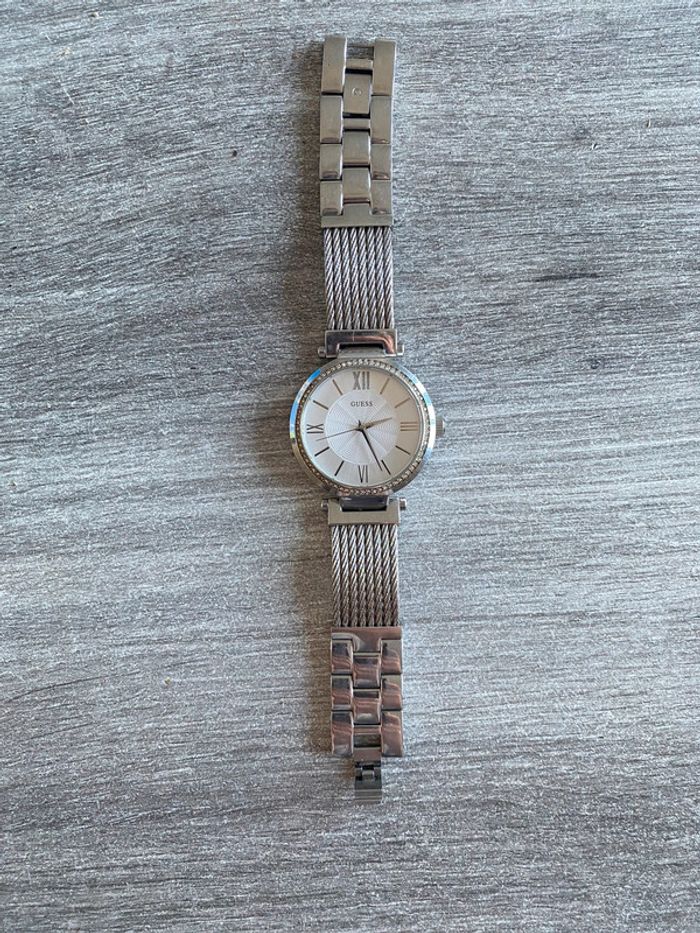 Montre guess femme - photo numéro 2