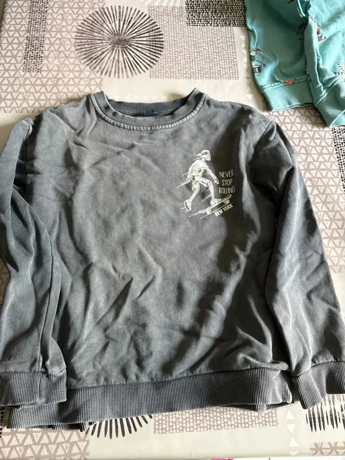 Lot de 4 sweats - photo numéro 7