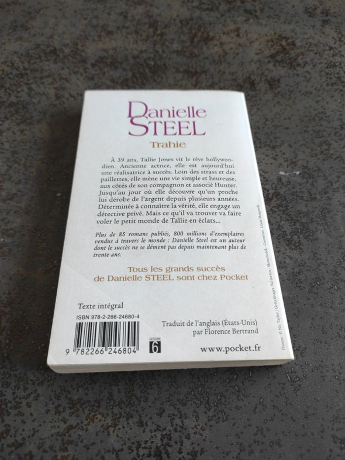 Trahie - photo numéro 2