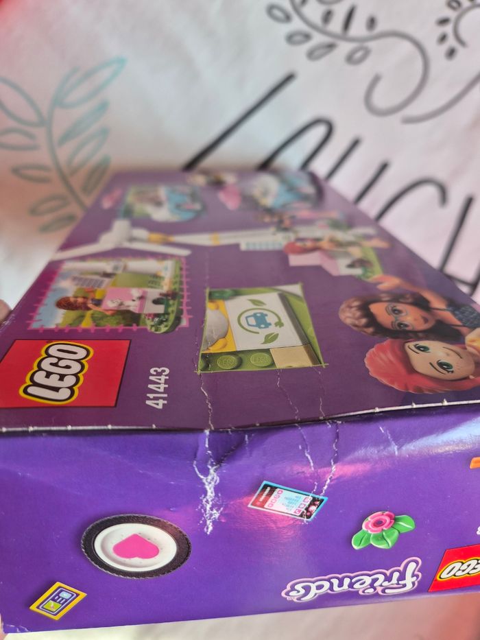 Jeu de construction Lego 41443 Friends La Voiture Electrique d’Olivia - photo numéro 3