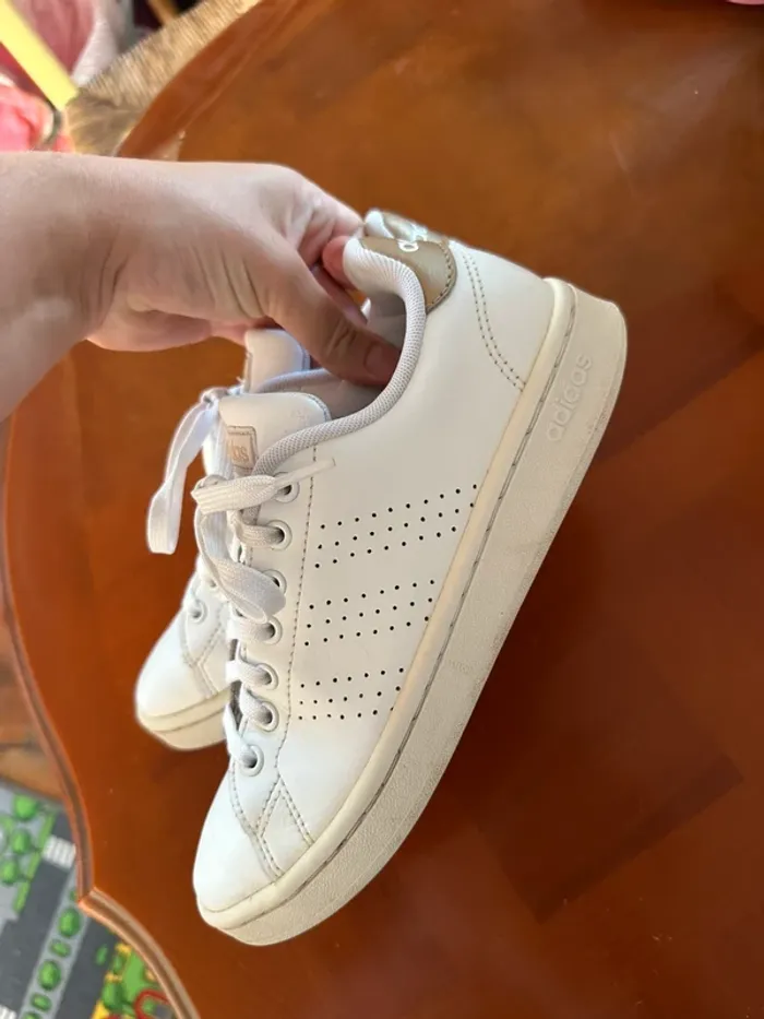 Basket Adidas, Femme, taille 37 - photo numéro 3