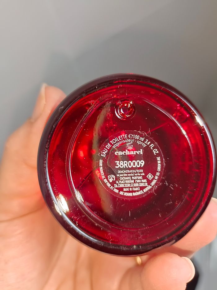 Amor Amor Electric kiss, Cacharel , Eau de toilette 100ml - photo numéro 6