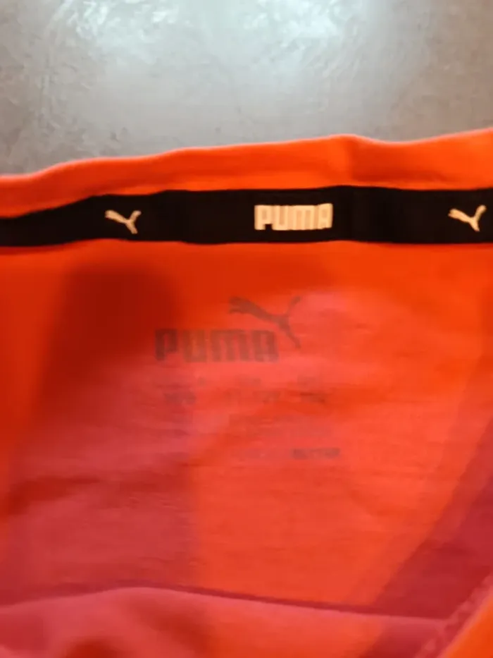Vends tee-shirt puma enfant taille 11-12 ans . - photo numéro 4