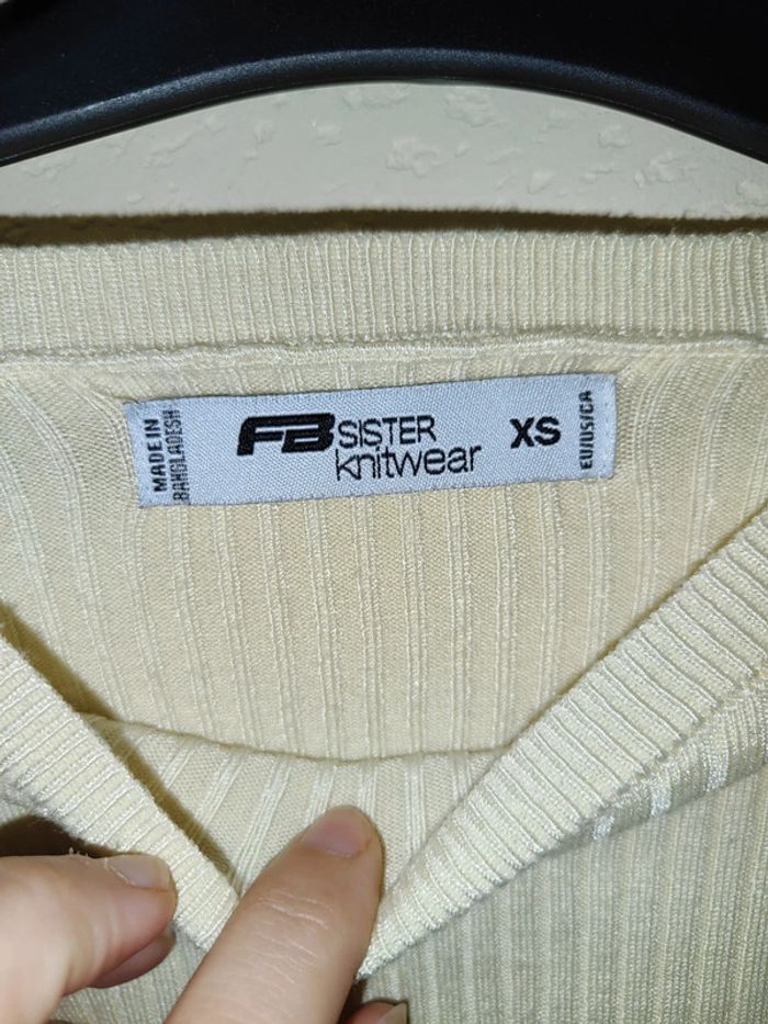 Pull jaune pâle FB sister XS - photo numéro 2