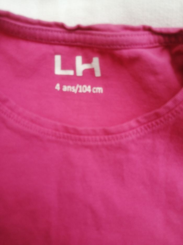 Lot de 2 t-shirts taille 4ans - photo numéro 4