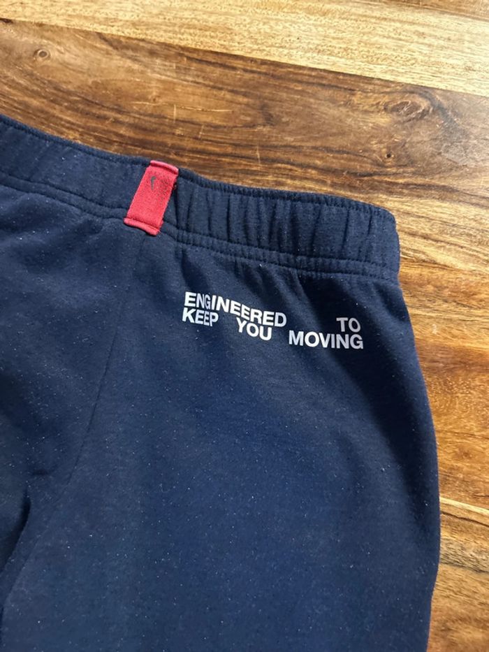 Jogging Nike 6/7ans - photo numéro 6