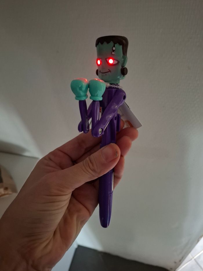 Crayon français heinstein - photo numéro 2