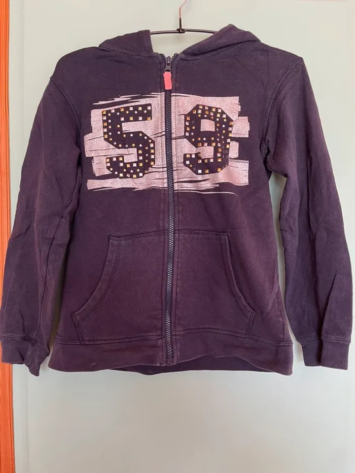 Gilet zippé à capuche