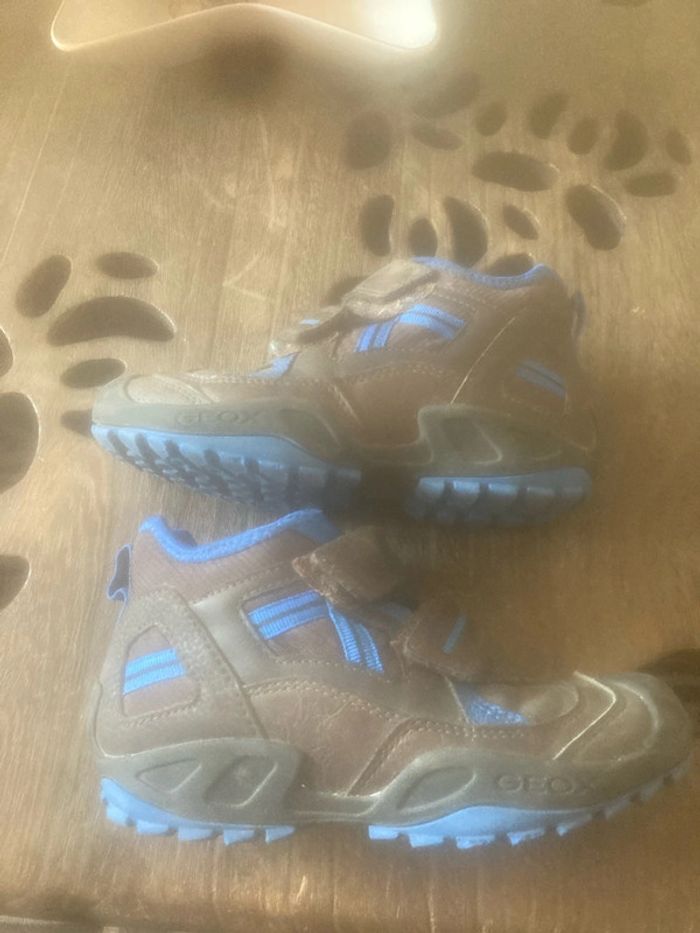Géox cuir noir et bleu T 30 - photo numéro 3