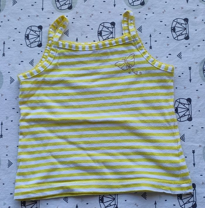 Débardeur taille 12 mois