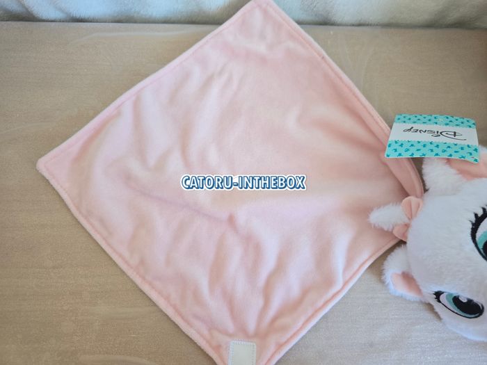 Doudou peluche avec couverture / Comforter Disney Aristochats Marie Aristocats - photo numéro 5