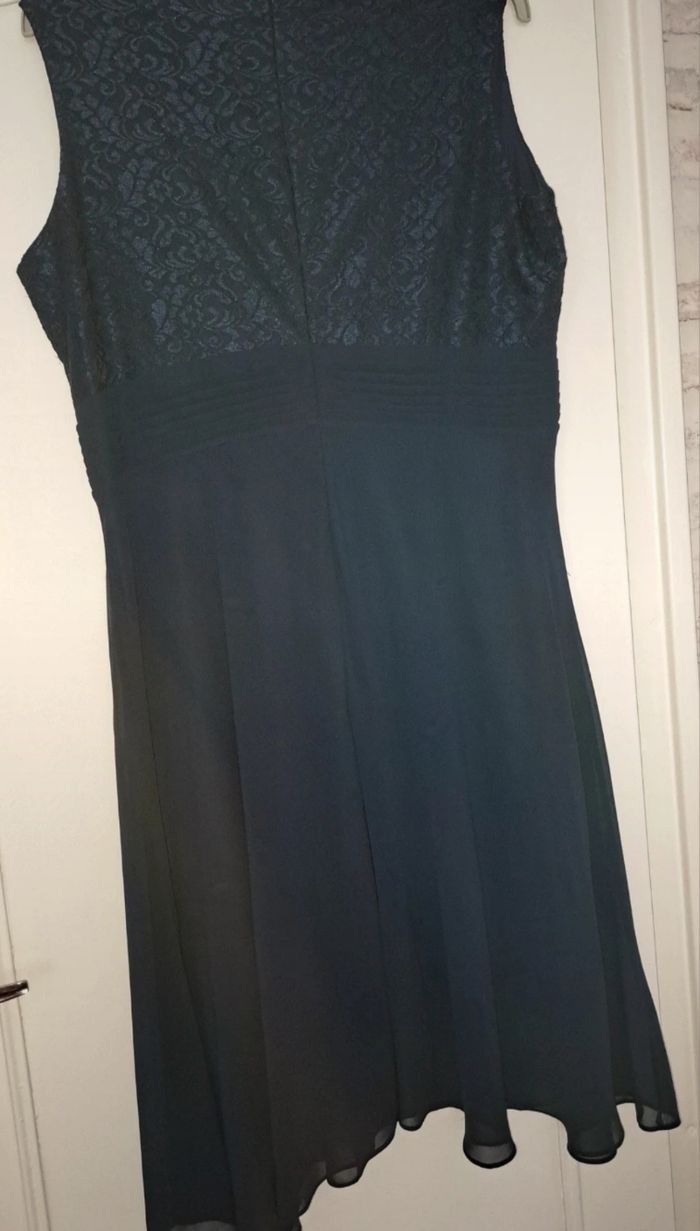 Robe de soirée - photo numéro 3