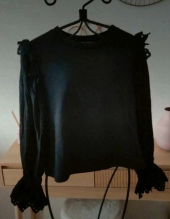 Sweat noir Zara taille M.