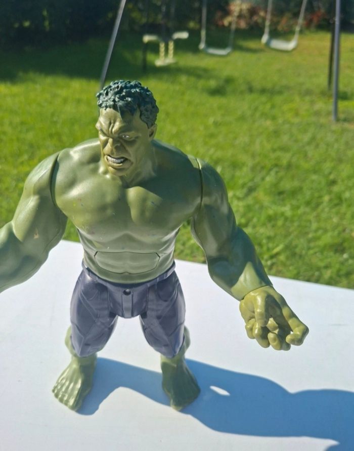 Figurine hulk parle français marvel - photo numéro 3