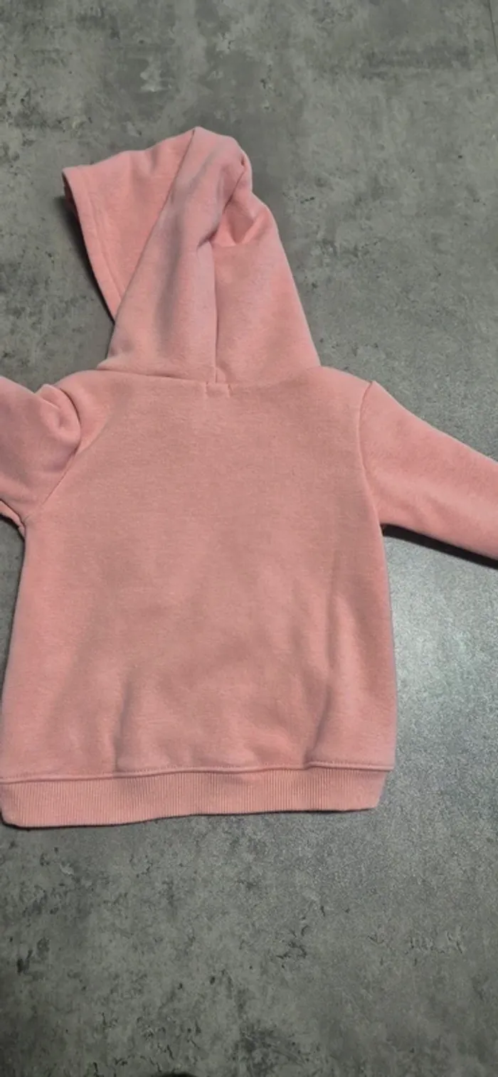 Pull à capuche fille avec poche lapin - photo numéro 3