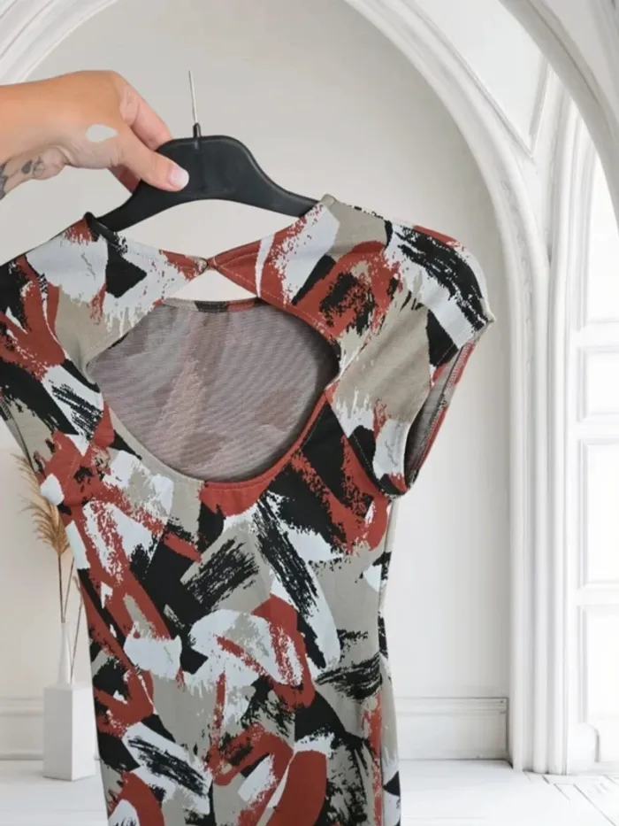 Robe neuve zara taille L - photo numéro 3