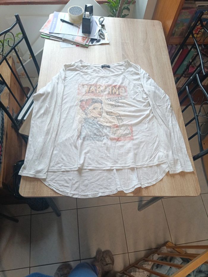 Tee shirt
