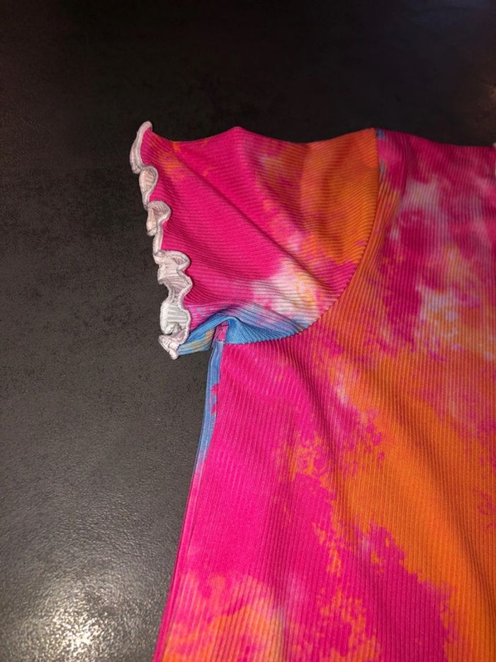 Robe très colorée !! - photo numéro 3