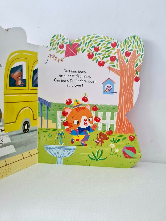 Livre enfant Arthur se déguise – Dès 2 ans – Bon état - photo numéro 4