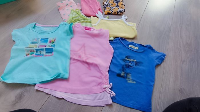 Lot vêtements 2 ans - photo numéro 5