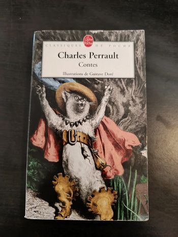 Livre CONTES - Charles Perrault