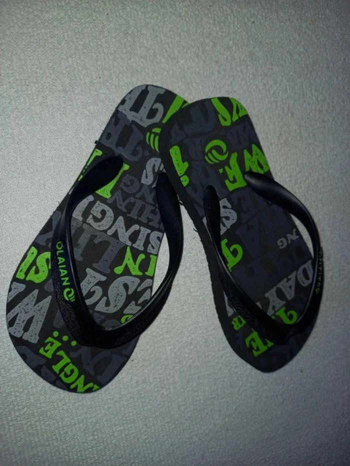 Tongs 🩴 grises et vertes taille 26/27🩴 chaussure 🪴 Printemps été 🏵 - photo numéro 5