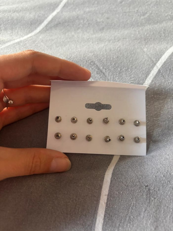 Lot de 6 boucle d’oreille neuf - photo numéro 2