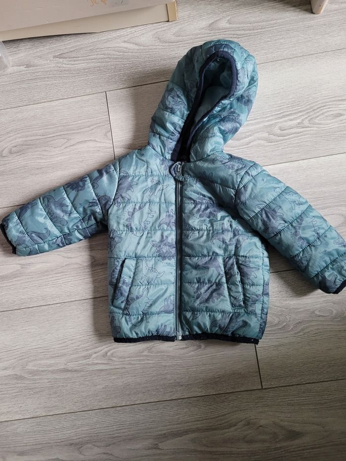 Manteau taille 12 mois