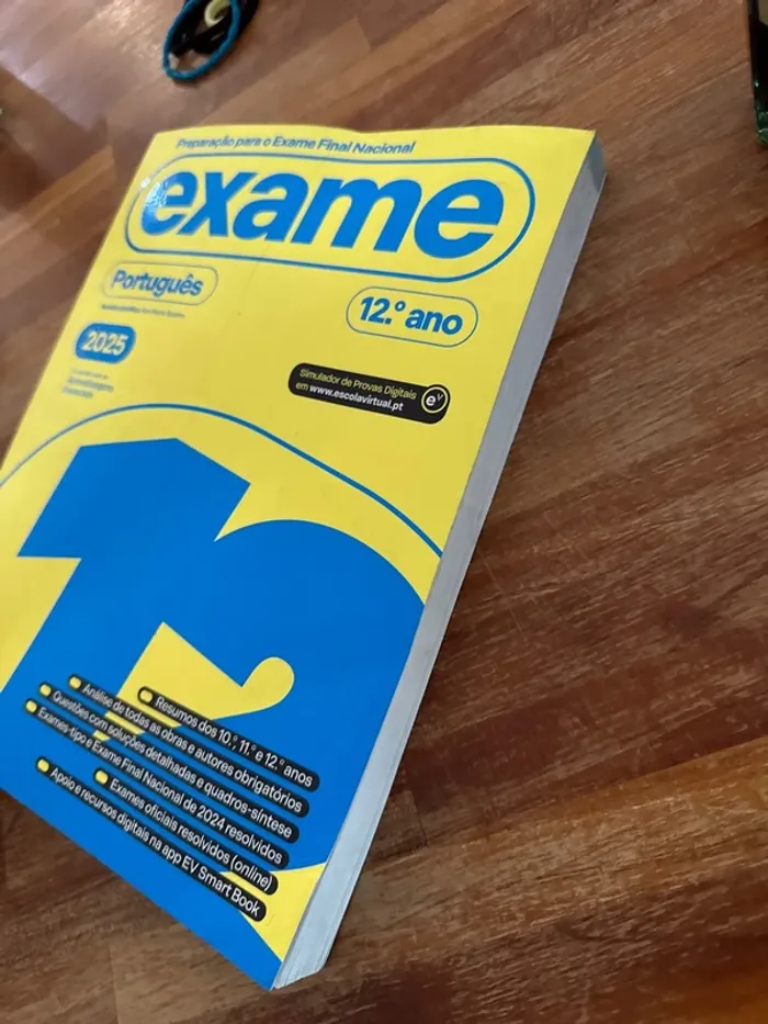 Livre exame português 2025 - photo numéro 3