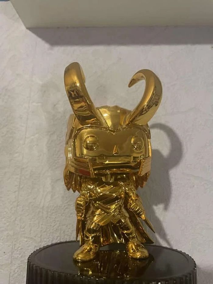 pop loki doré - photo numéro 4