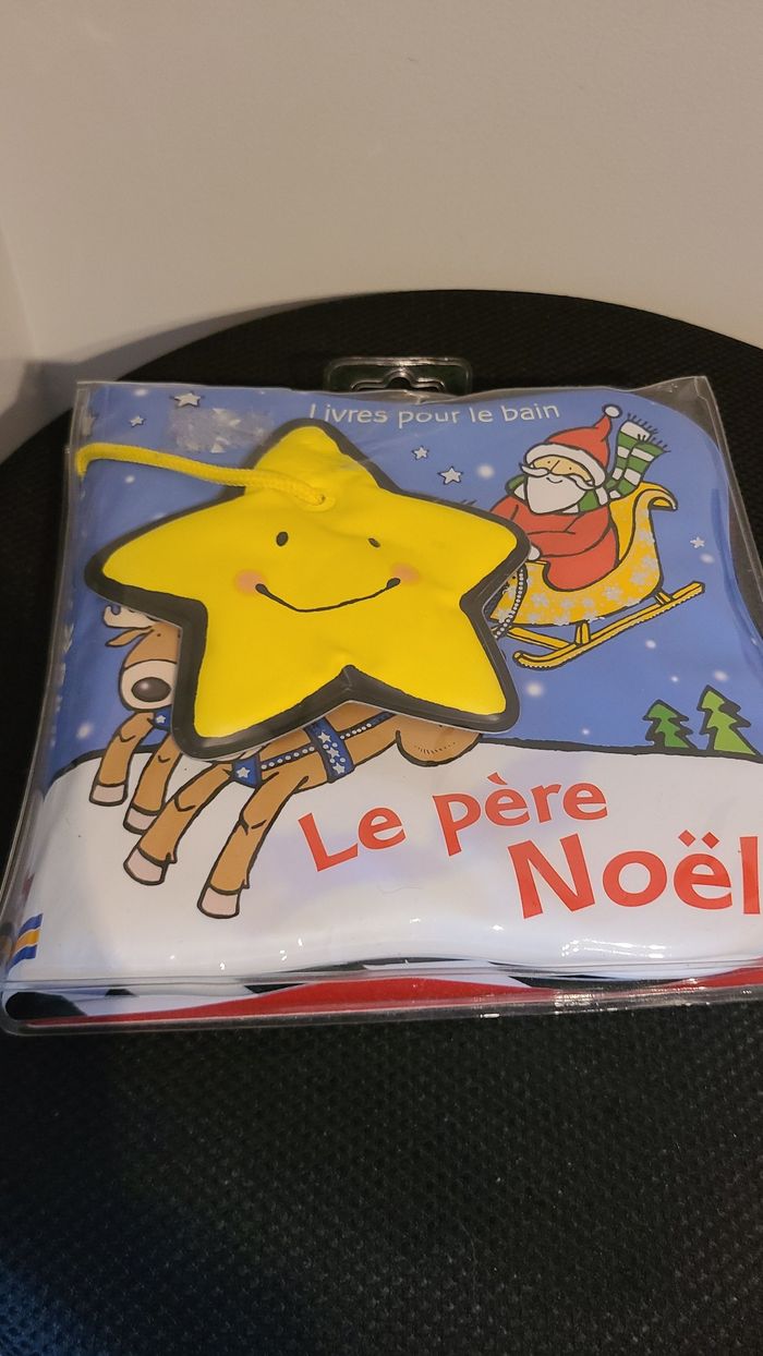 LE PERE NOEL Livre de bain - photo numéro 3