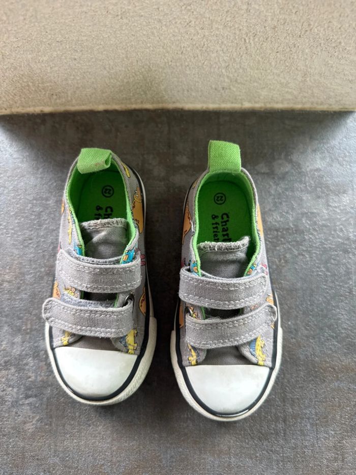 Chaussure enfant taille 22 - photo numéro 3