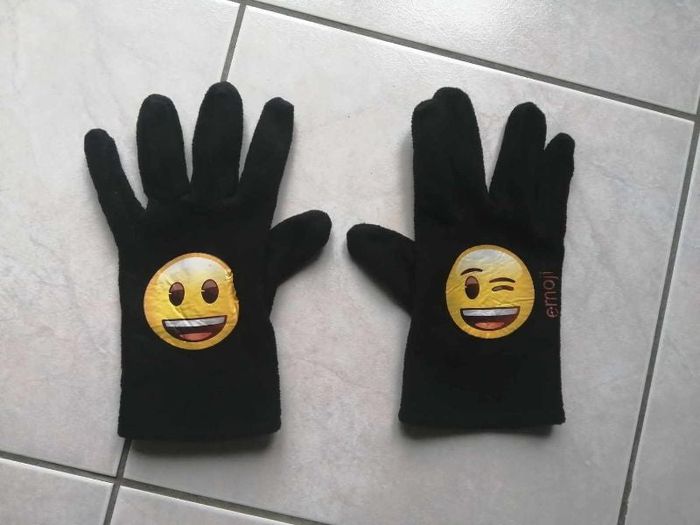 gants polaire 12/14 ans emoji