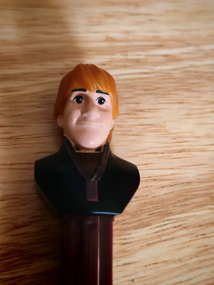 Distributeur PEZ Disney - photo numéro 2