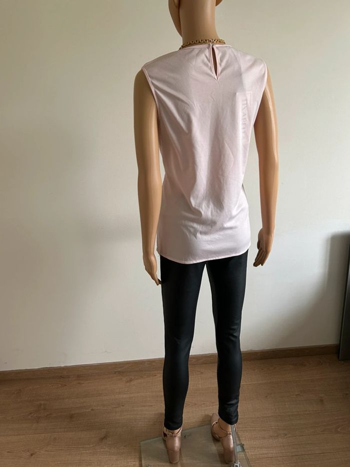 Haut rose neuf sans manches Lizabella taille UK 10 (valeur 90€) - photo numéro 10