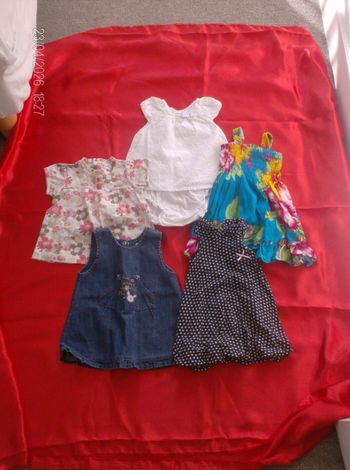 Lot de 5 robes été pour fille de 0-6 mois env.