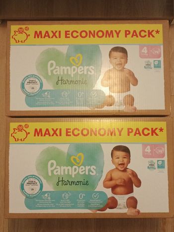 Lots de 2 cartons Pampers harmonie taille 4