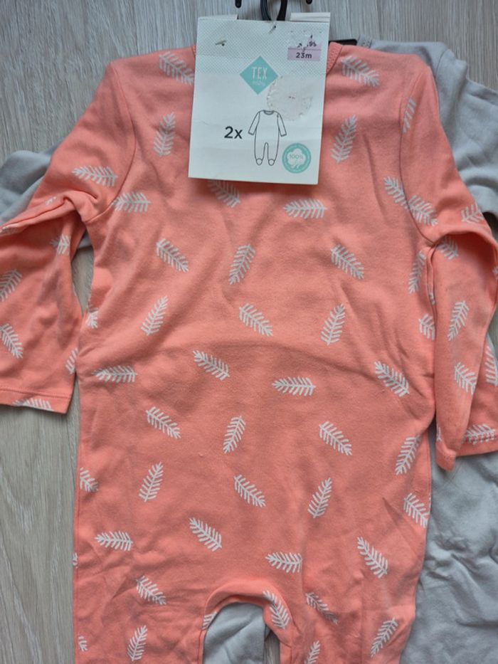 Lot pyjamas 2 ans - photo numéro 2
