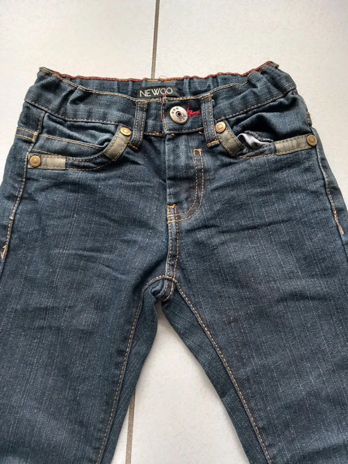 Jeans coupe droite légèrement slim 6 ans TBE - photo numéro 2