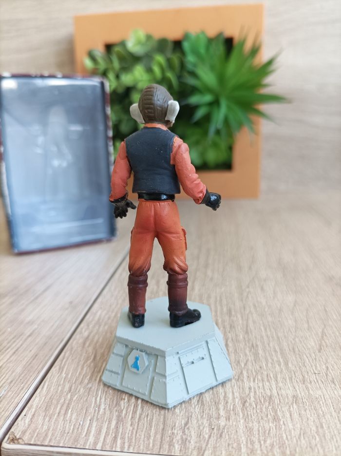 Figurine pièce d'échecs star wars sullustan Altaya - photo numéro 3