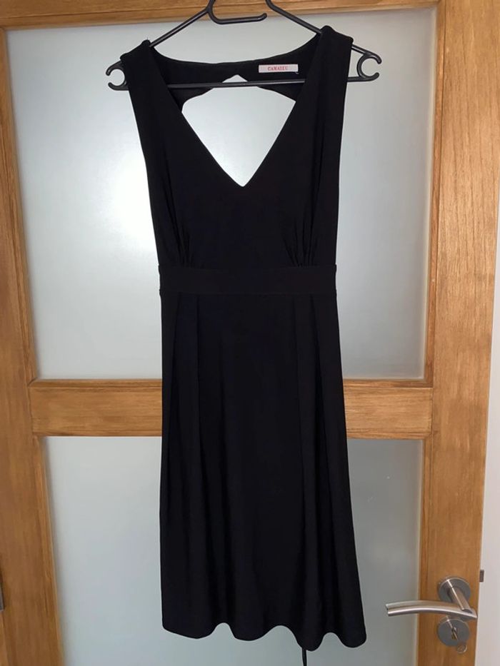 Petite  robe noire fluide Camaïeu taille 40