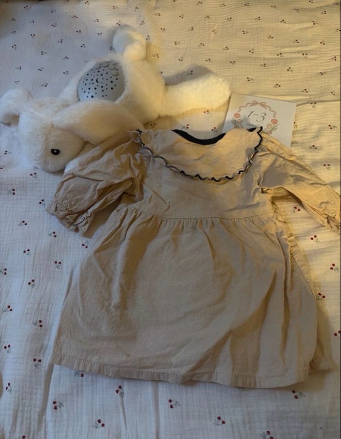 Robe 1-3 mois - photo numéro 2