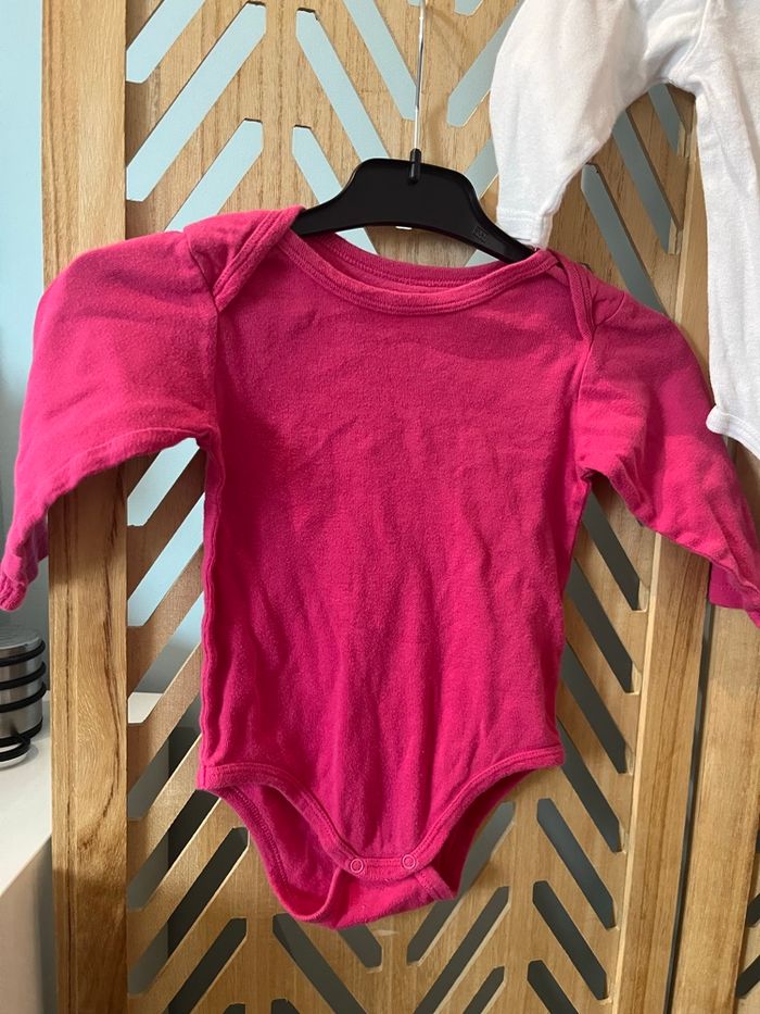 Lot bodies fille 18m - photo numéro 6