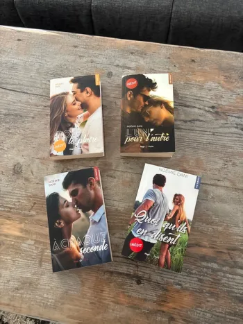 Lot 4 livres de poches