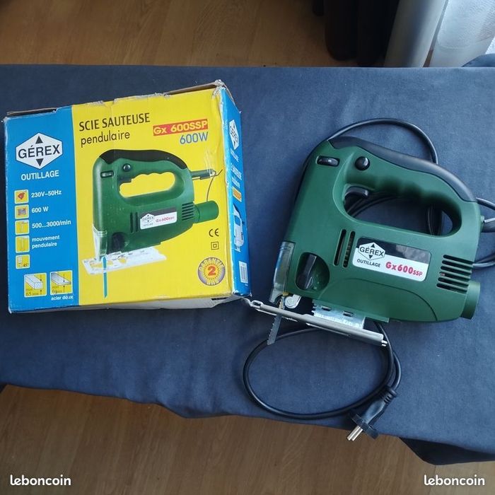 Scie sauteuse pendulaire 600W - photo numéro 4